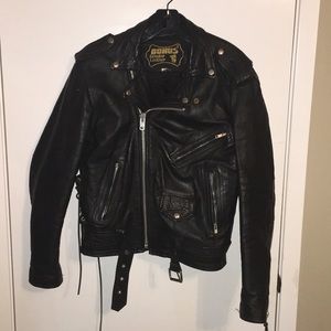 Black Bonus genuine leather jacket. Size 42.